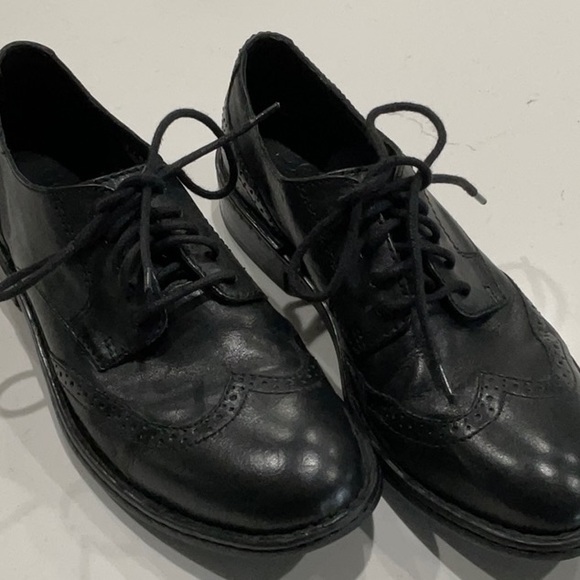 Born Dress Shoes - Men’s 9 - Picture 2 of 5